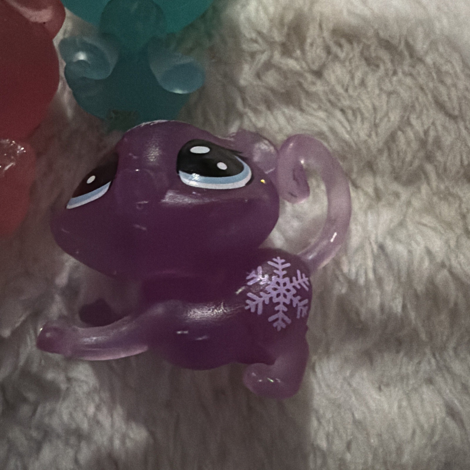 Rainbocorns Mini Figures Translucent Glitter Plastic Tiny Animals 1” Lot of 3