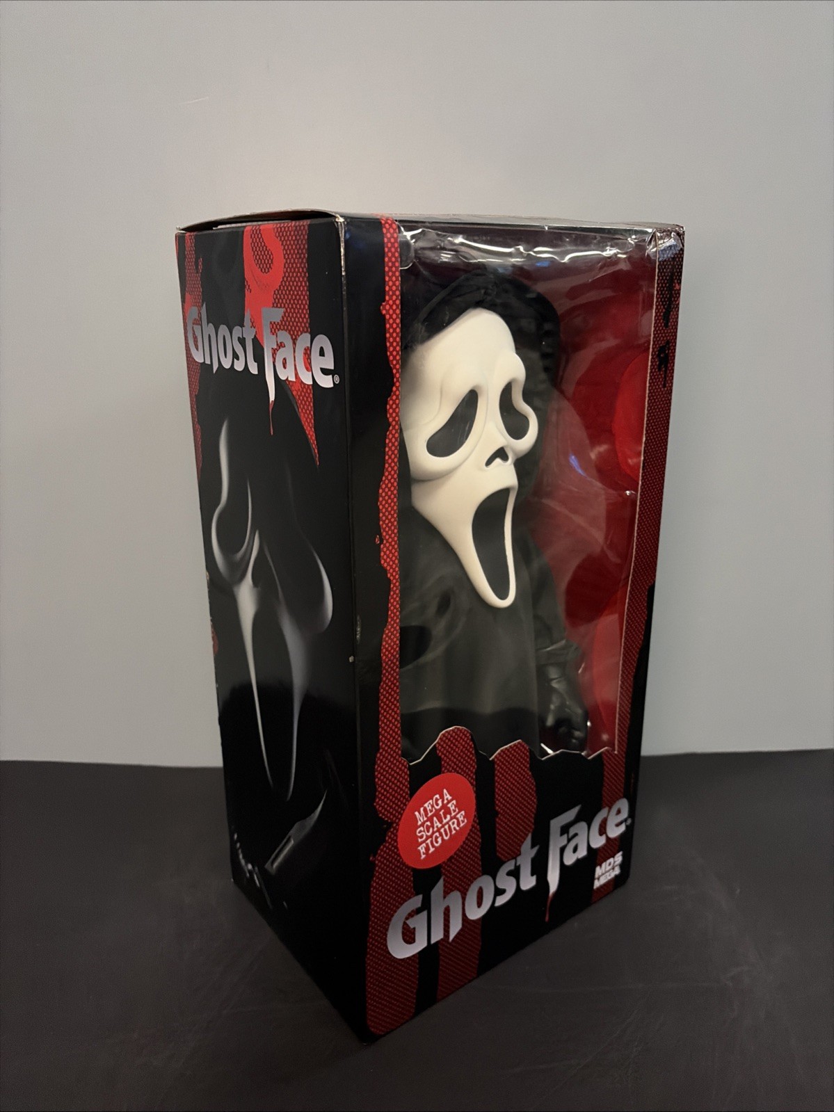 Scream Ghostface MDS Mega Scale 15&Prime; Doll Mezco