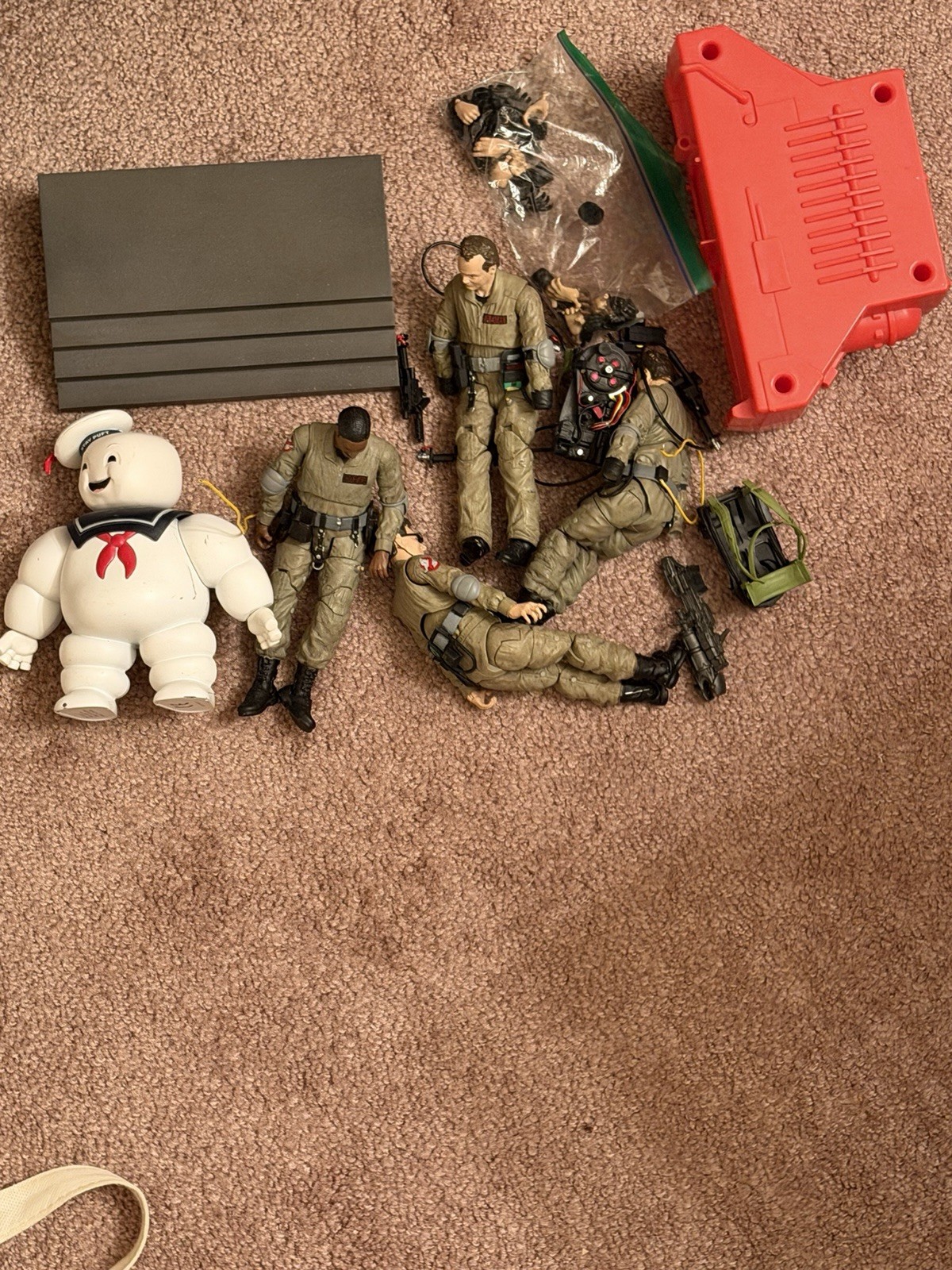Vintage 1987 Ghostbusters Kenner Firehouse Not Complete Plus Action Figures
