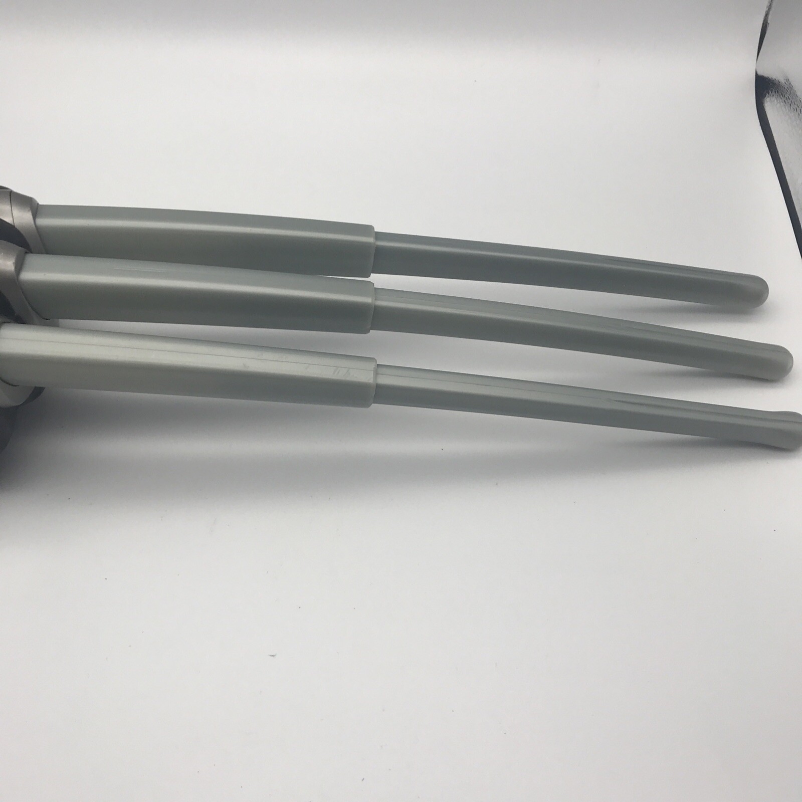Hasbro 2008 Marvel X-Men Wolverine Extendable Claw Glove Sound Works Cosplay