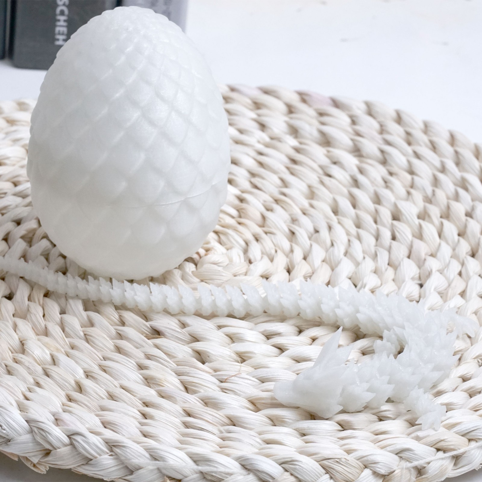 3D Printed Crystal Egg Model,Articulated Animals figure,Fidget Toys Home Decor