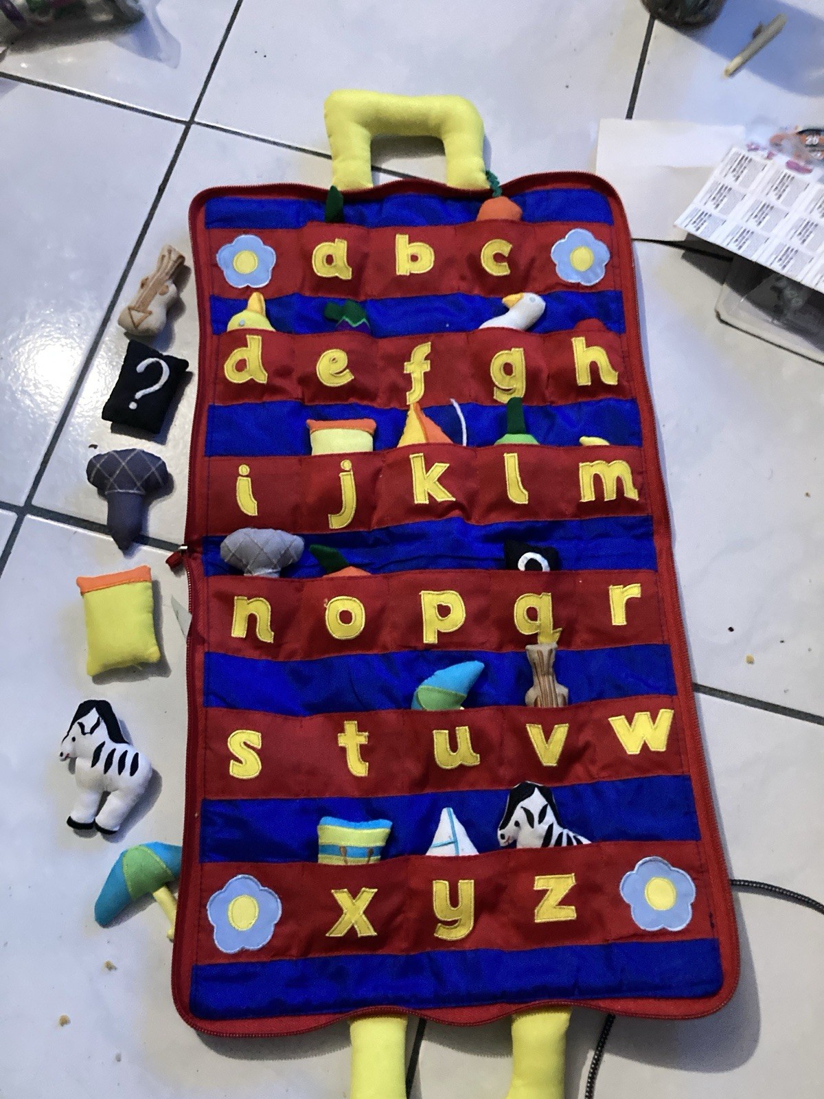 MY ABC CARRY BAG PLUSH LOT FIGURES AND BAG 18 Plush Plus Extra Not Complete