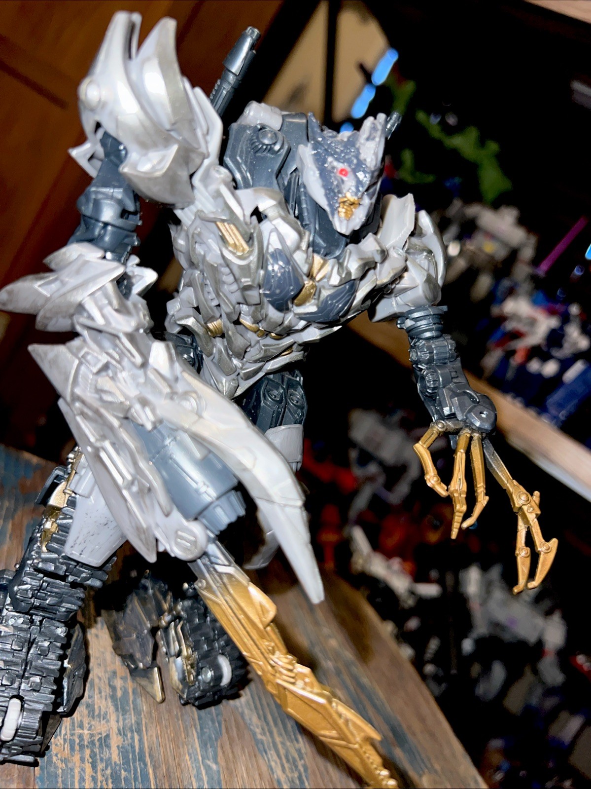 Transformers Studio Series 31 Battle Damaged Megatron Voyager 2017 Hasbro