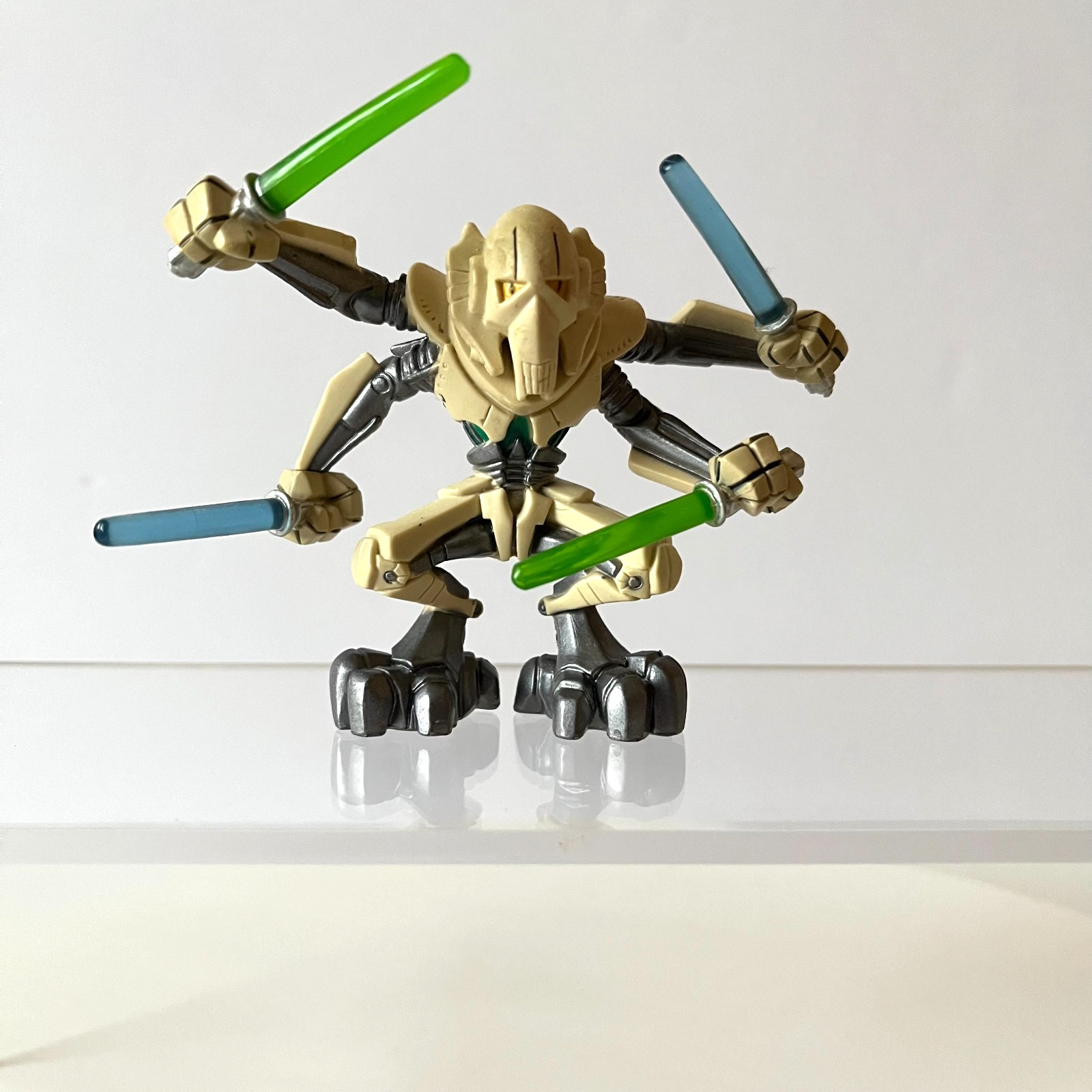 Hasbro Star Wars Galactic Heroes GENERAL GRIEVOUS Action figure w/4 lightsabers