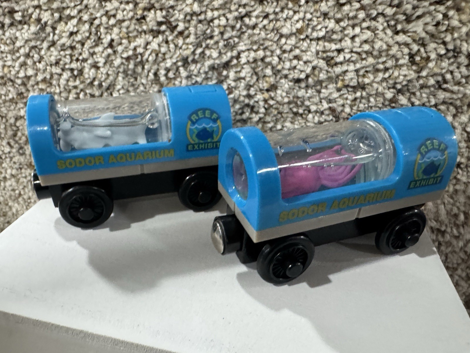 Thomas and & Friends Wooden Railway Sodor Aquarium Shark Squid Light Up Untested