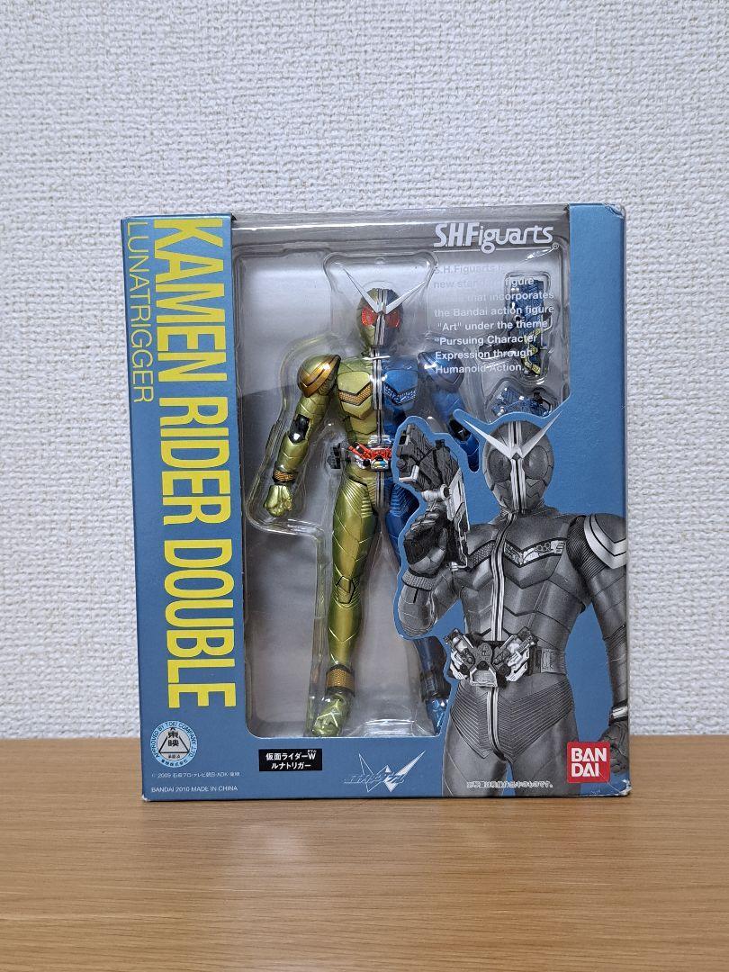 S.H.Figuarts Kamen Rider Luna trigger Action Figure Kamen Rider W Double Bandai