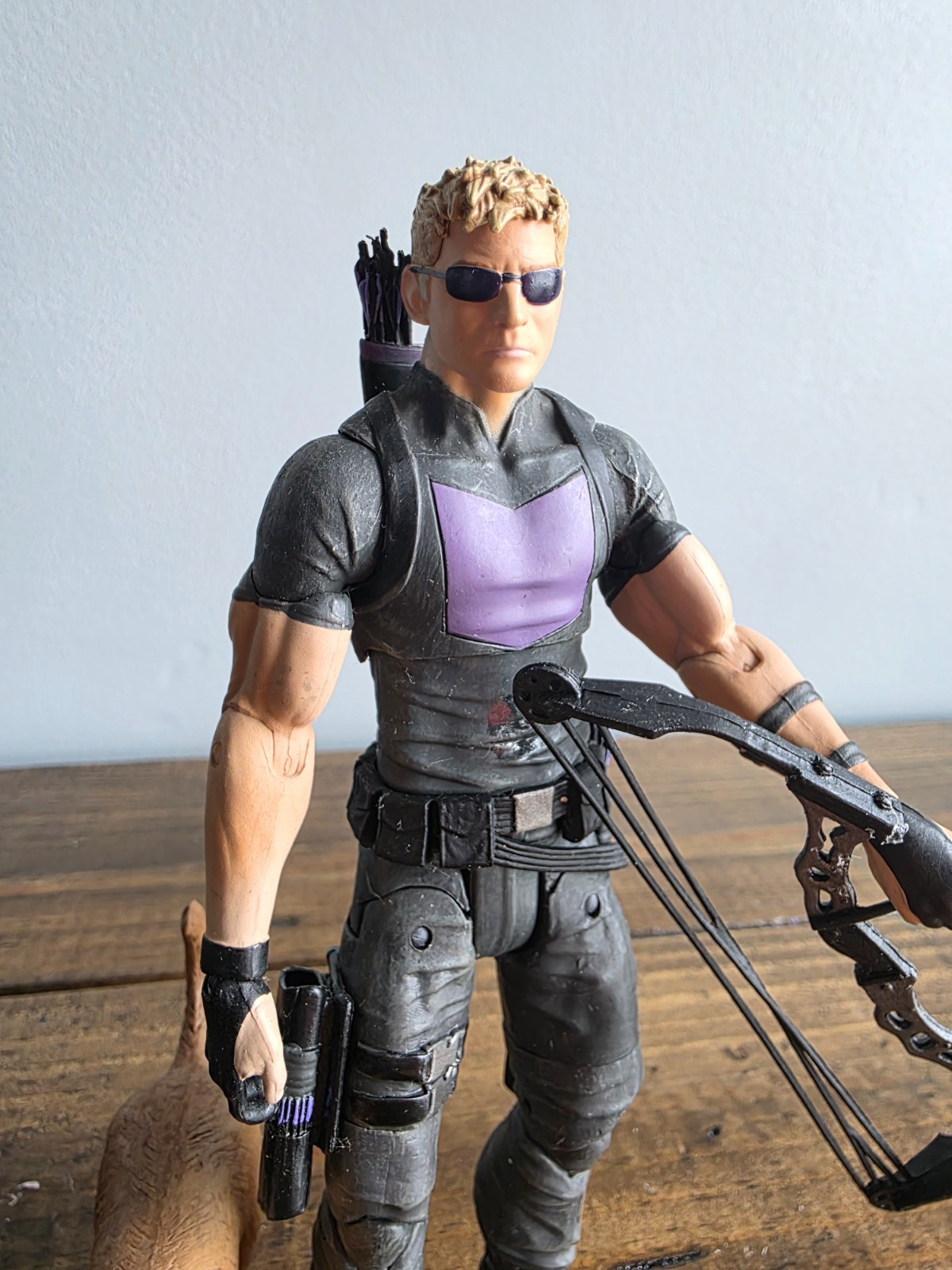 Diamond Toys Marvel Select AVENGING HAWKEYE Loose 7” with Dog Accessories