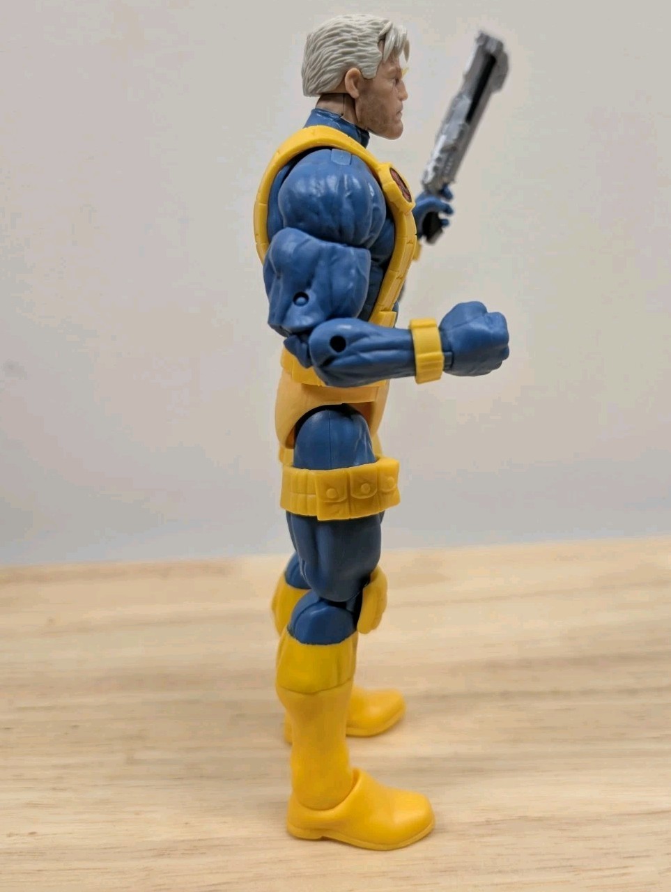 Hasbro Marvel Legends X-Men Cable 6” Action Figure ( Zabu BAF)