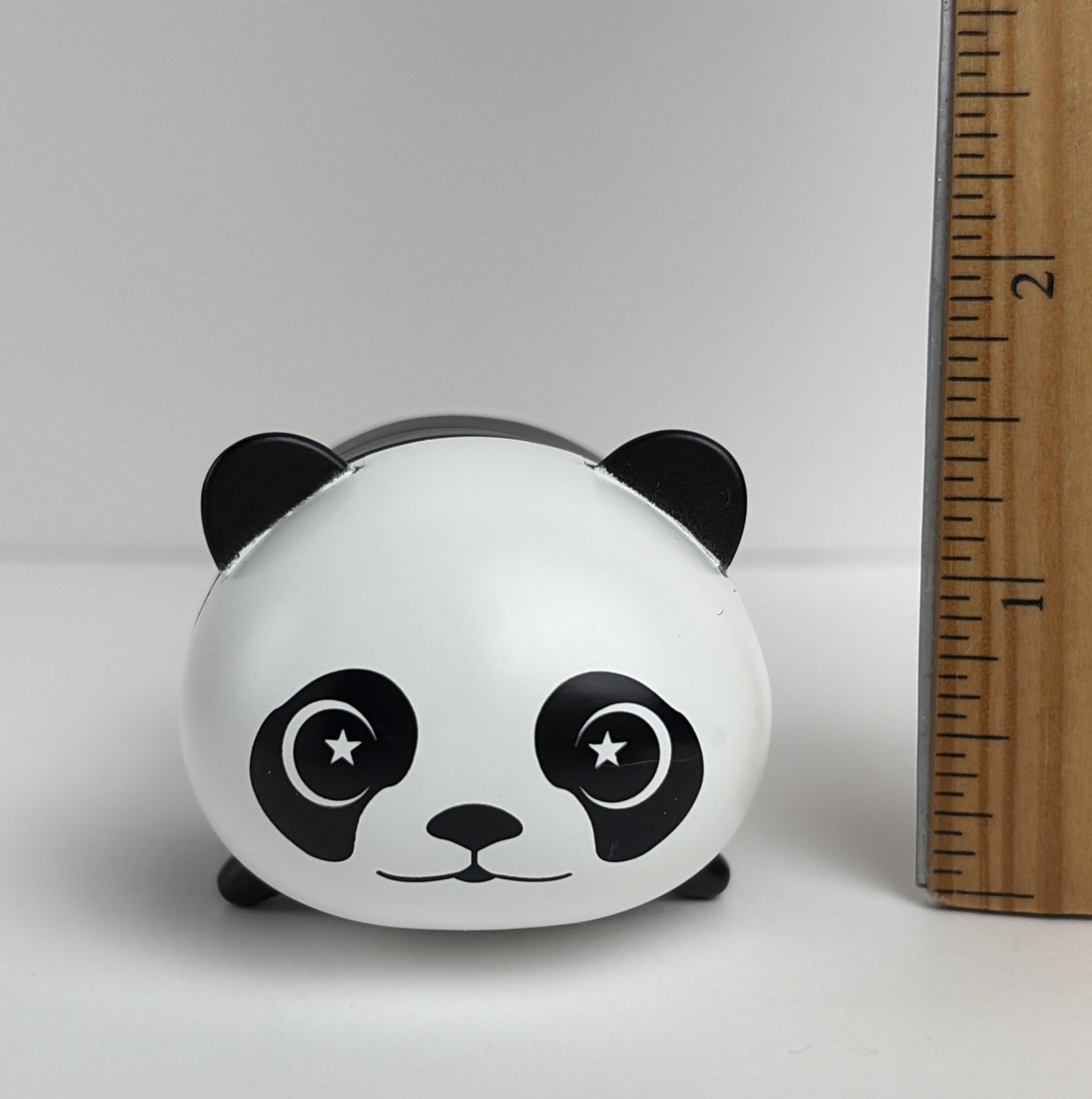 Moosh-Moosh x itSmol Pandy Panda Vinyl Collectible Toy Figure Stackable Oval