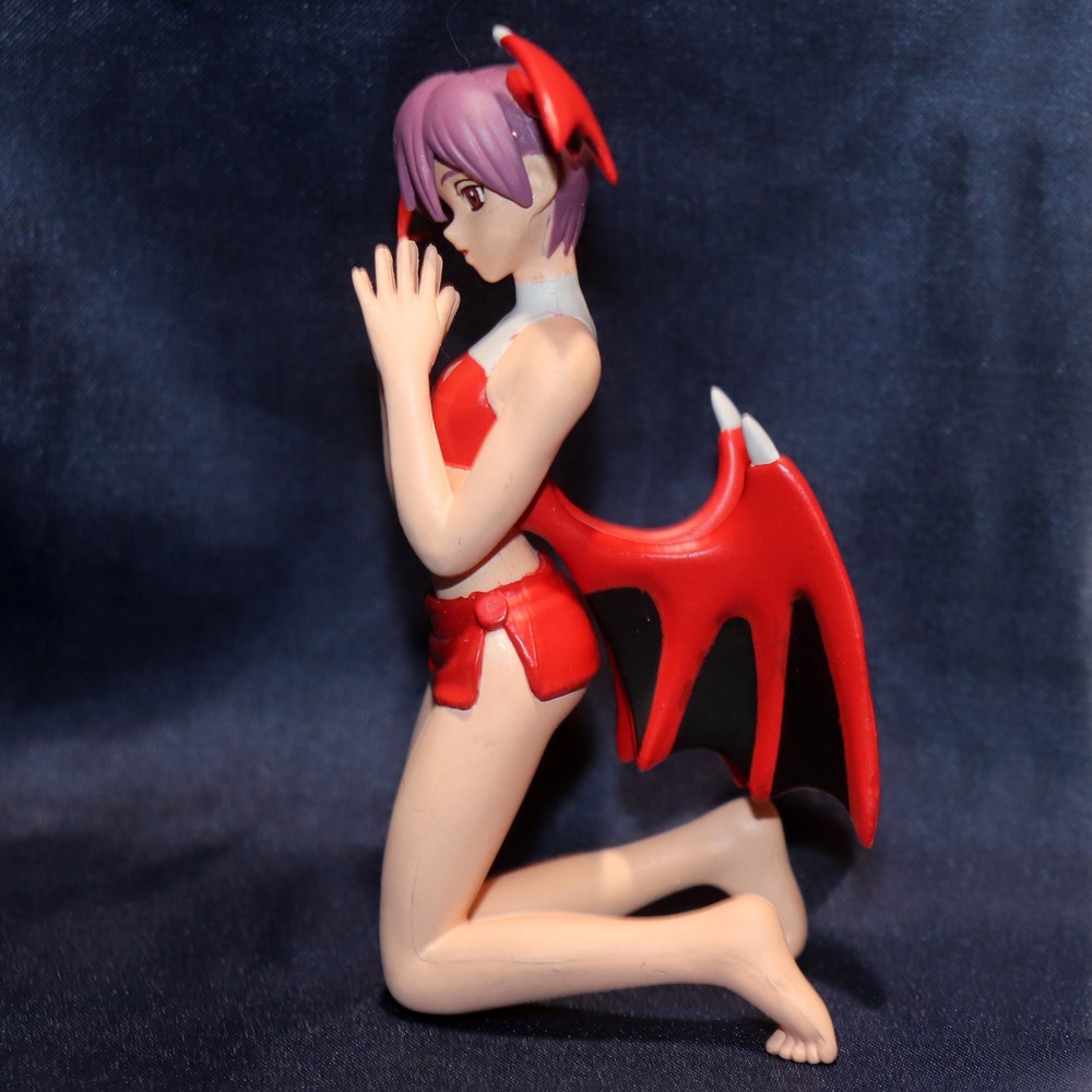 CAPCOM Summer Paradice Figure Morrigan + Lilith A Darkstalkers Banpresto 2001