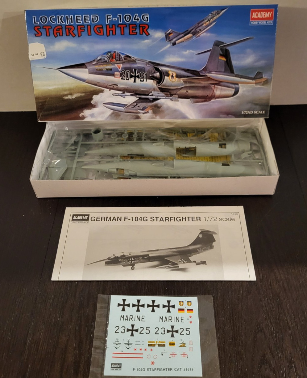 Lockheed F-104G Starfighter 1/72 ACADEMY Plane Model Kit NEW in Box Unbuilt