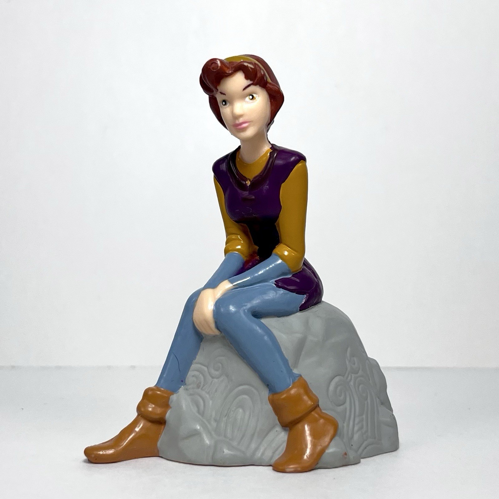Vintage 1998 Quest For Camelot Kayley Figurine/ Cake Topper 3” Warner Bros.
