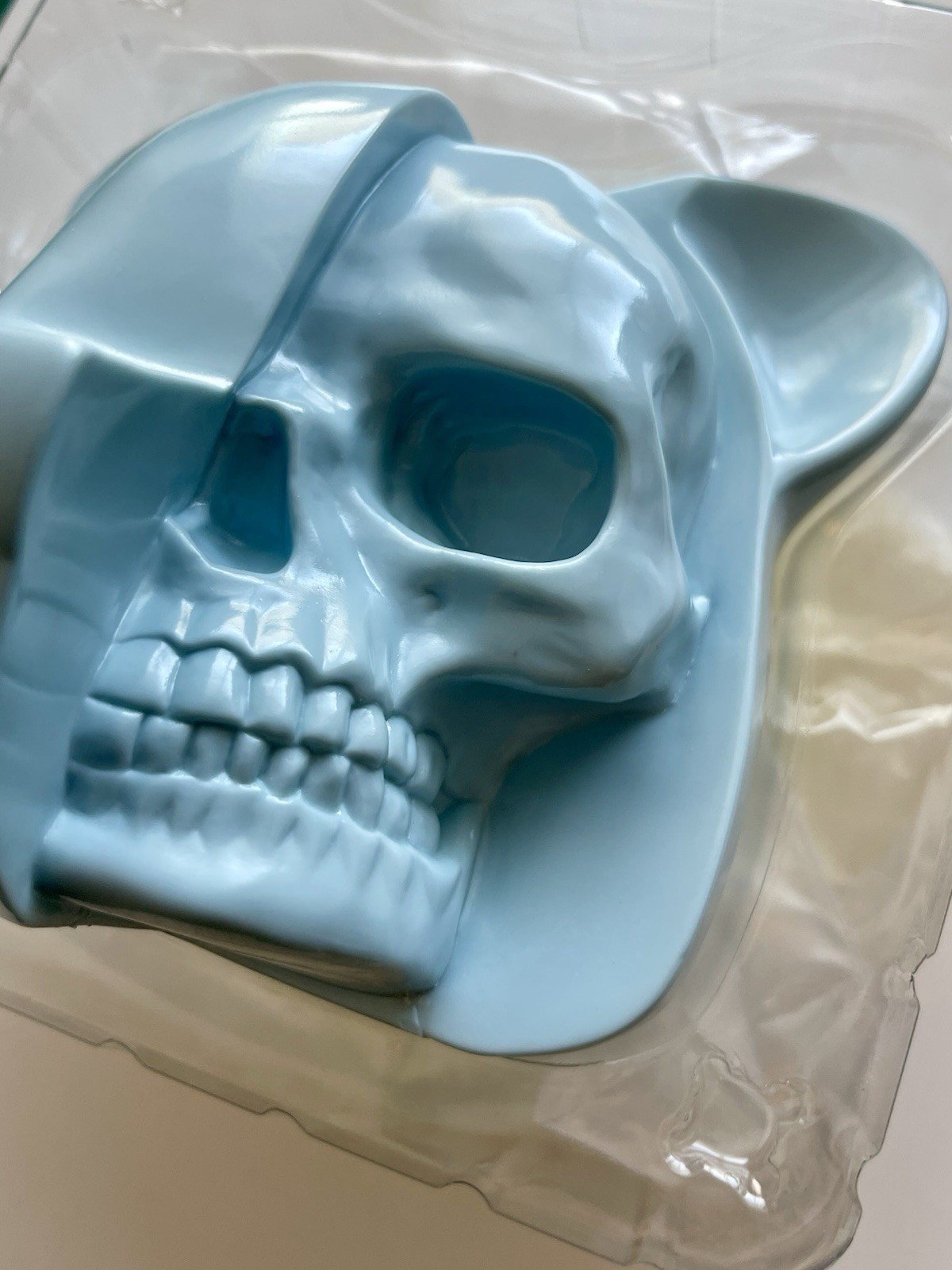 Luke Chueh Clutter Kickstarter Exclusive Proto Blue Dissected Bear Head 6&Prime; Skull