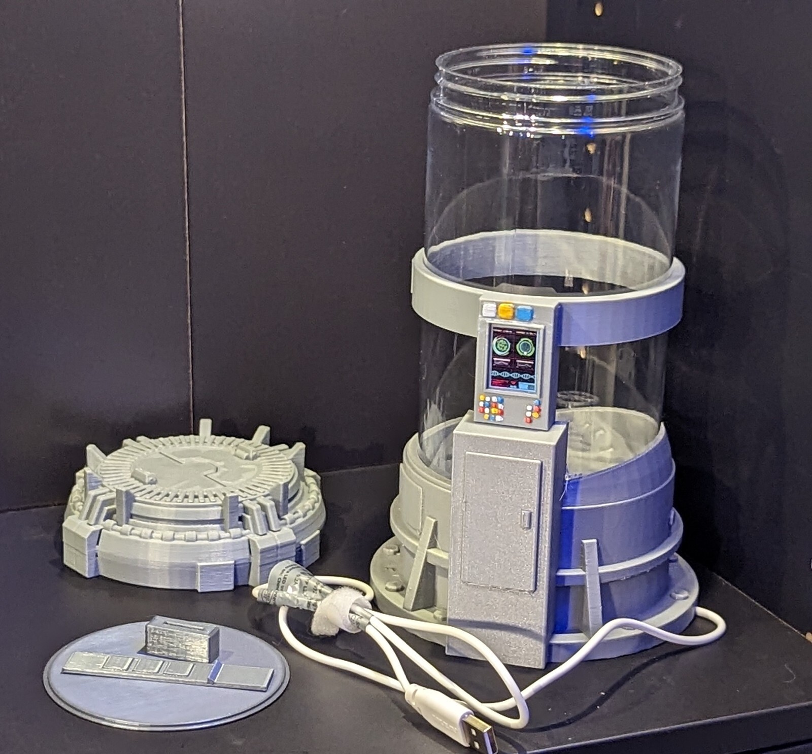 Weapon X Wolverine CRYO CHAMBER for Marvel Legends WITH LED LIGHTING