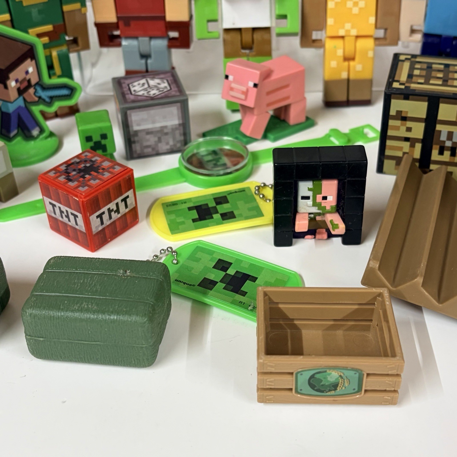 Minecraft Creator Action Figures Toy Lot Of 30 Ender Dragon Blocks Mixed Lot Toy