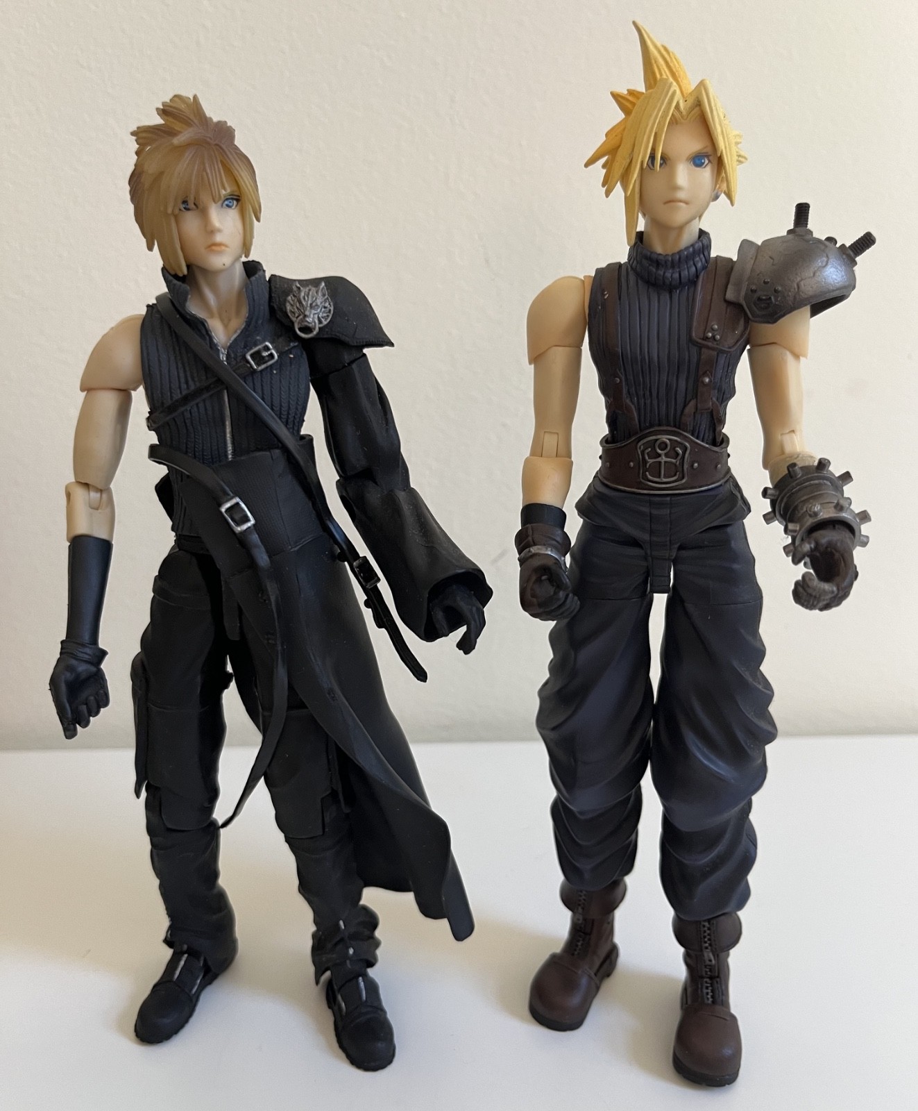 Play Arts Kai Figure Final Fantasy VII Cloud Strife 2 Figures
