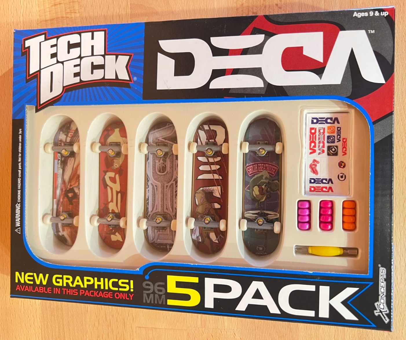 Vintage 2002 Tech Deck DECA Skateboards 5 Pack Fingerboards EXCLUSIVE ART Sealed