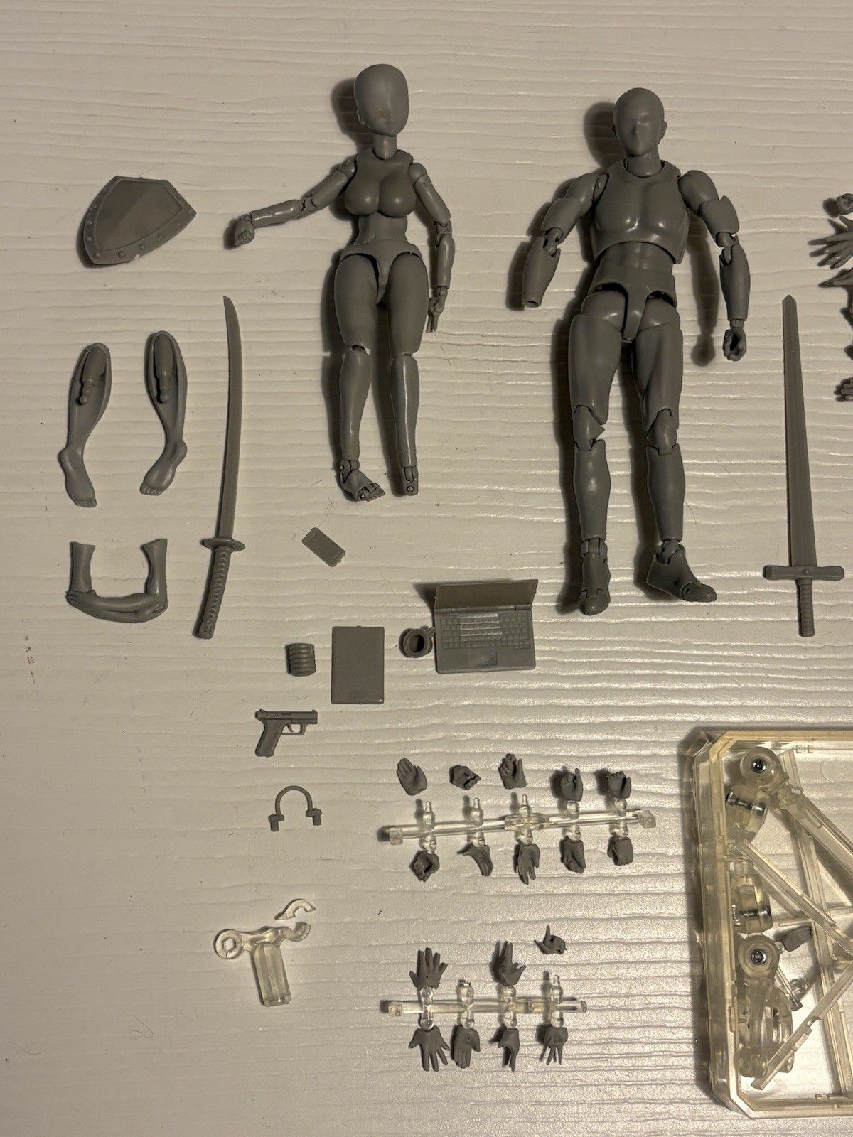 S.H. Figuarts Body Kun and Body Chan DX Set Gray Tons Of Body Parts