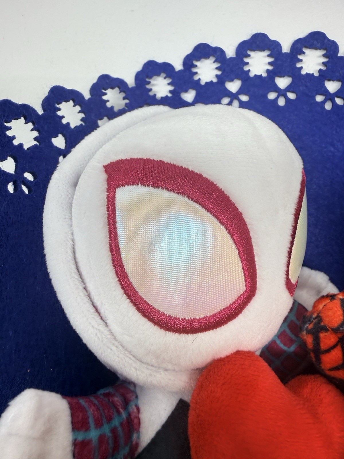 Spider-Man & Ghost-Spider Marvel Valentine&rsquo;s Day 14&Prime; Plush Bouquet 2025