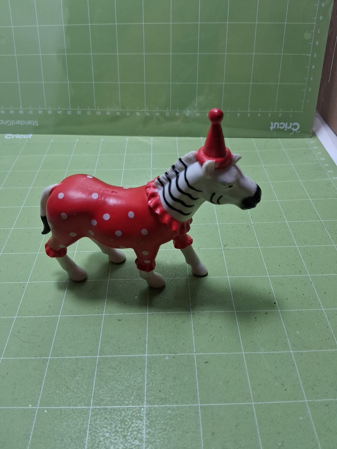 Party Animals Five Figure Lot