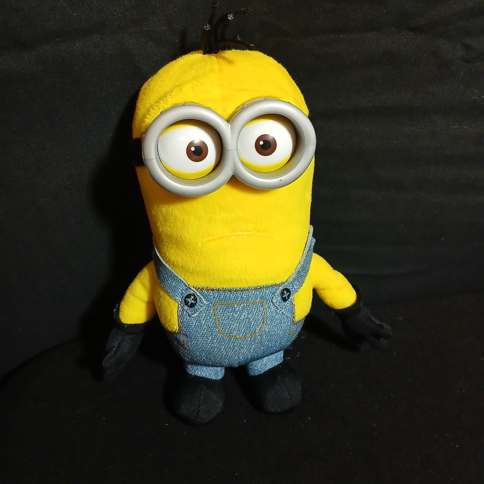 Minions Plush Toy 7&Prime; Despicable Me Universal Studios Kevin Cut Tag