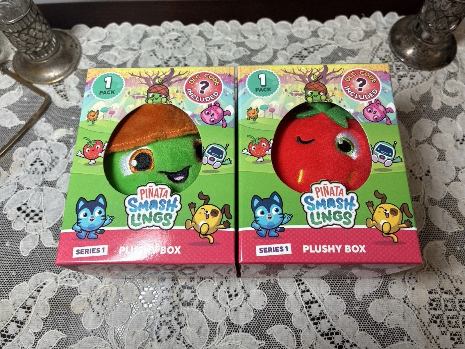 Pinata Smashlings Series 1: Noaks & Berry Boo BRAND NEW!!!