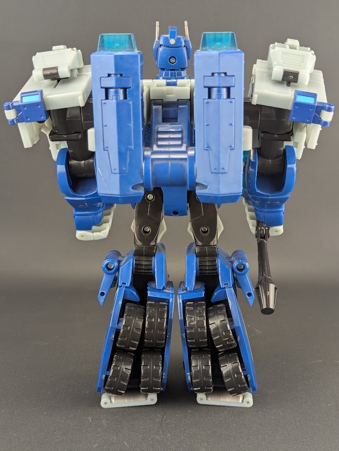 Transformers Animated Ultra Magnus complete Hasbro 2009 Leader Class