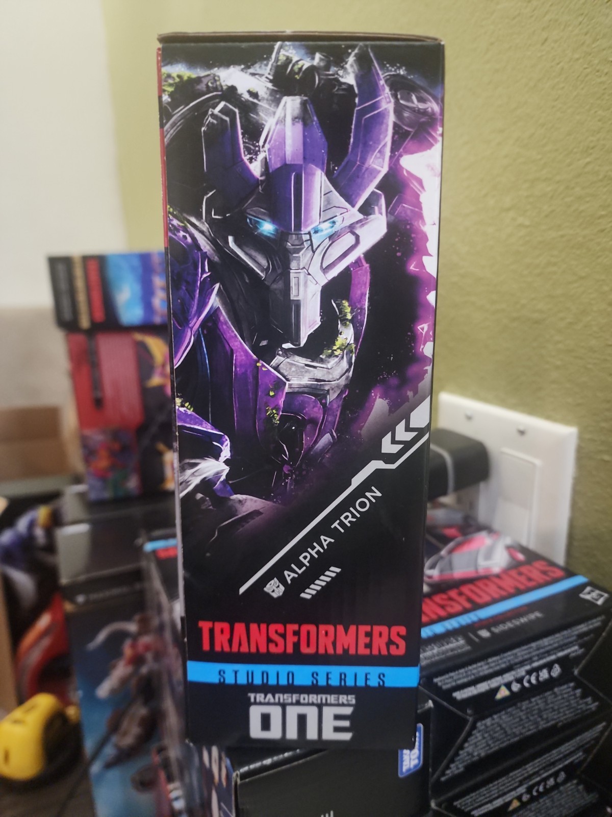 Transformers Studio Series, Transformers ONE « Alpha Trion » Voyager Class Figure!