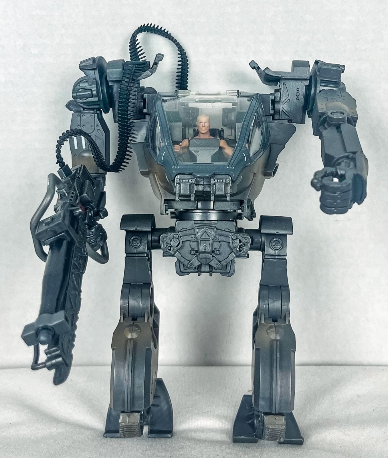 2009 AVATAR AMP SUIT WITH MILES QUARITCH ACTION FIGURE MCFARLANE TOYS