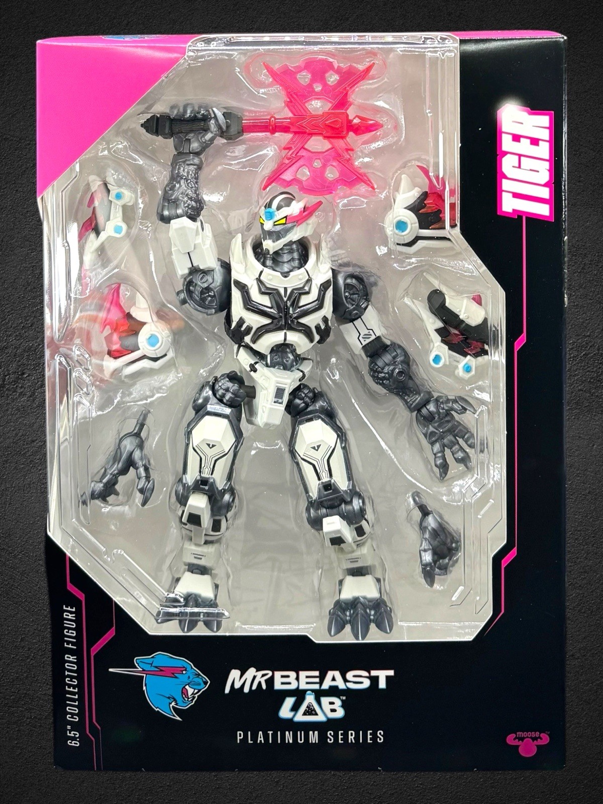 Mr Beast Lab Platinum Series Tiger Battle Titan Figure – Outer Box Opened