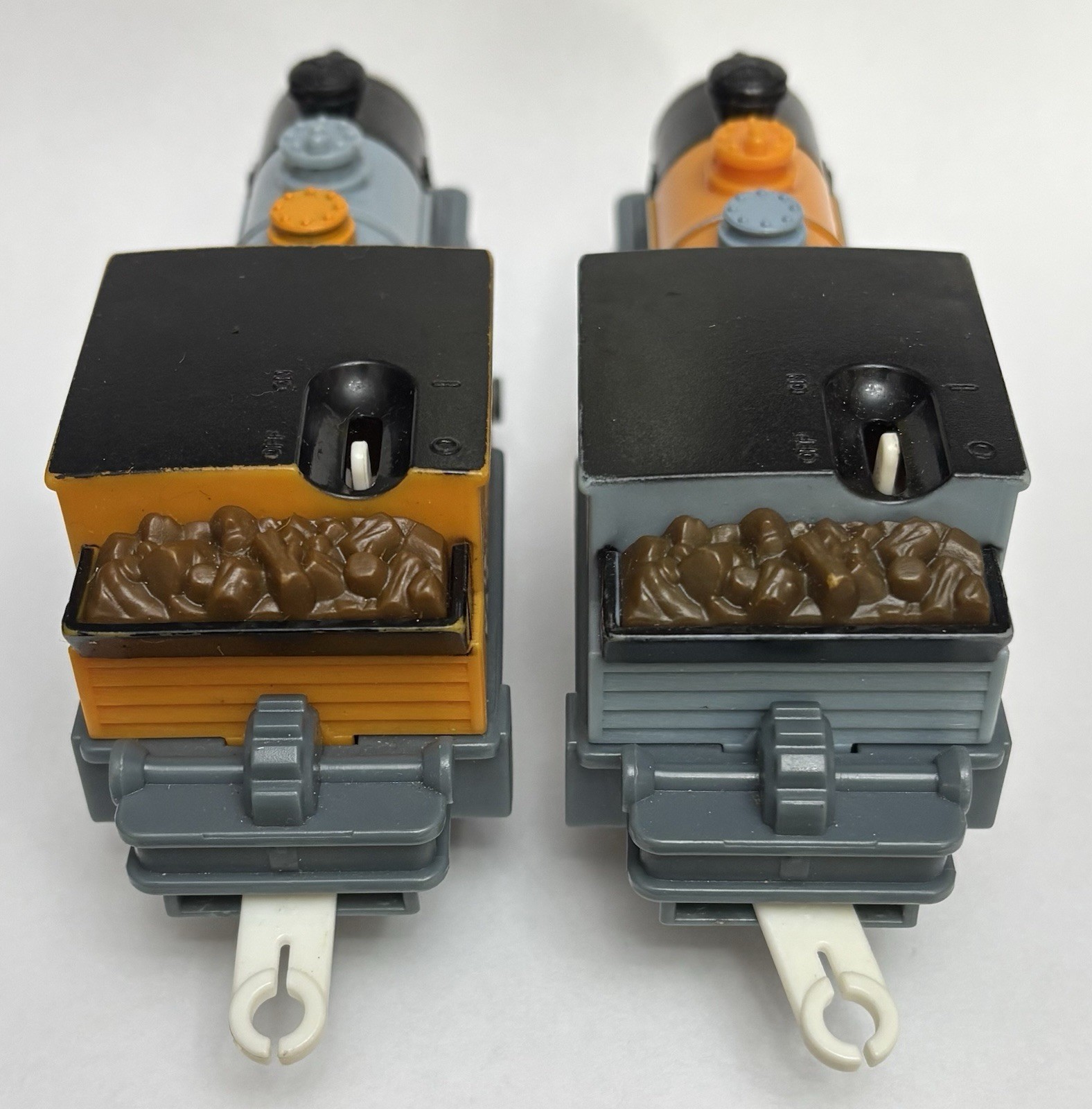 Thomas & Friends – Trackmaster Motorized Train Engine Bash Dash Lot Mattel 2009