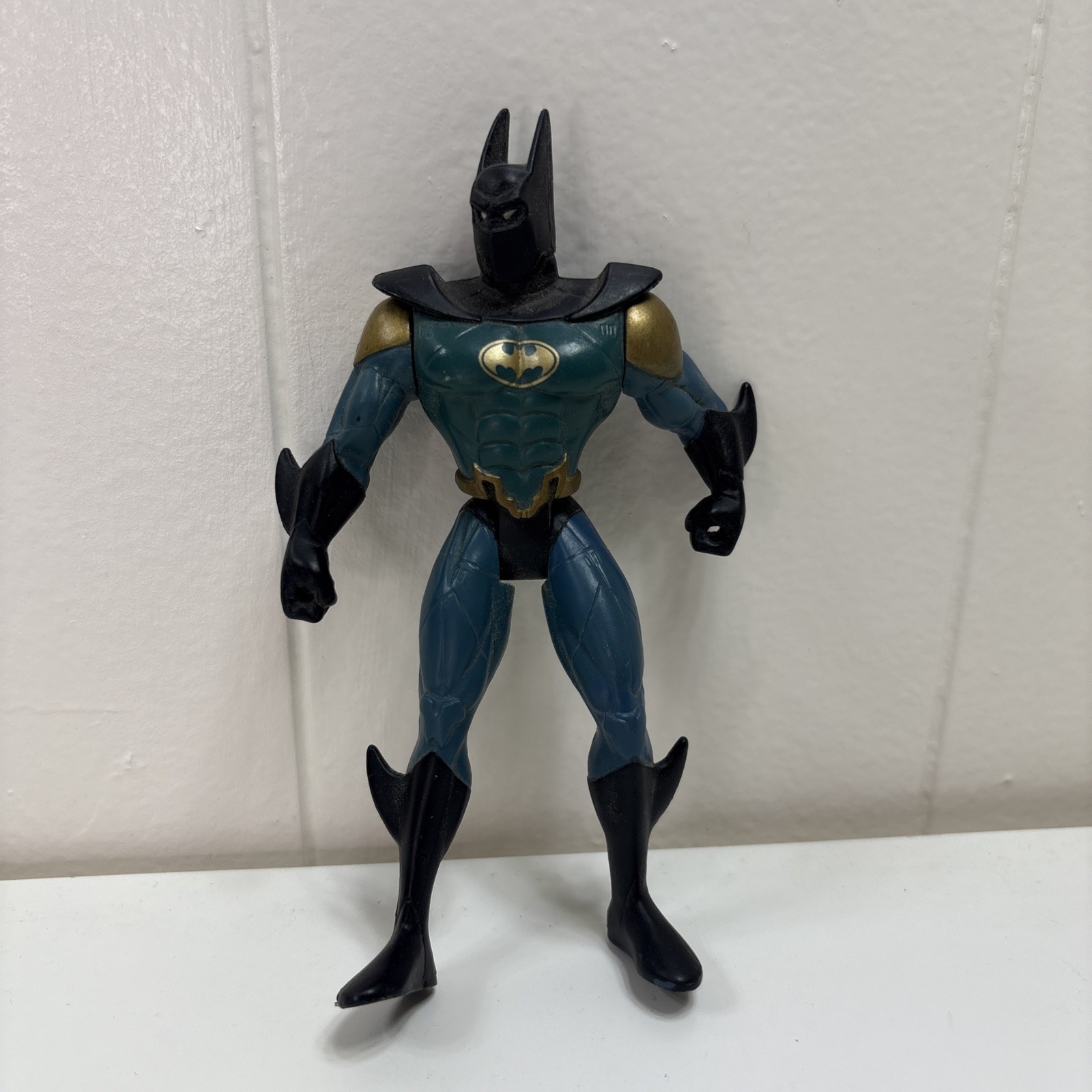 Vintage Kenner 1994 DC Comics Legends of Batman Action Figure Future Batman Teal