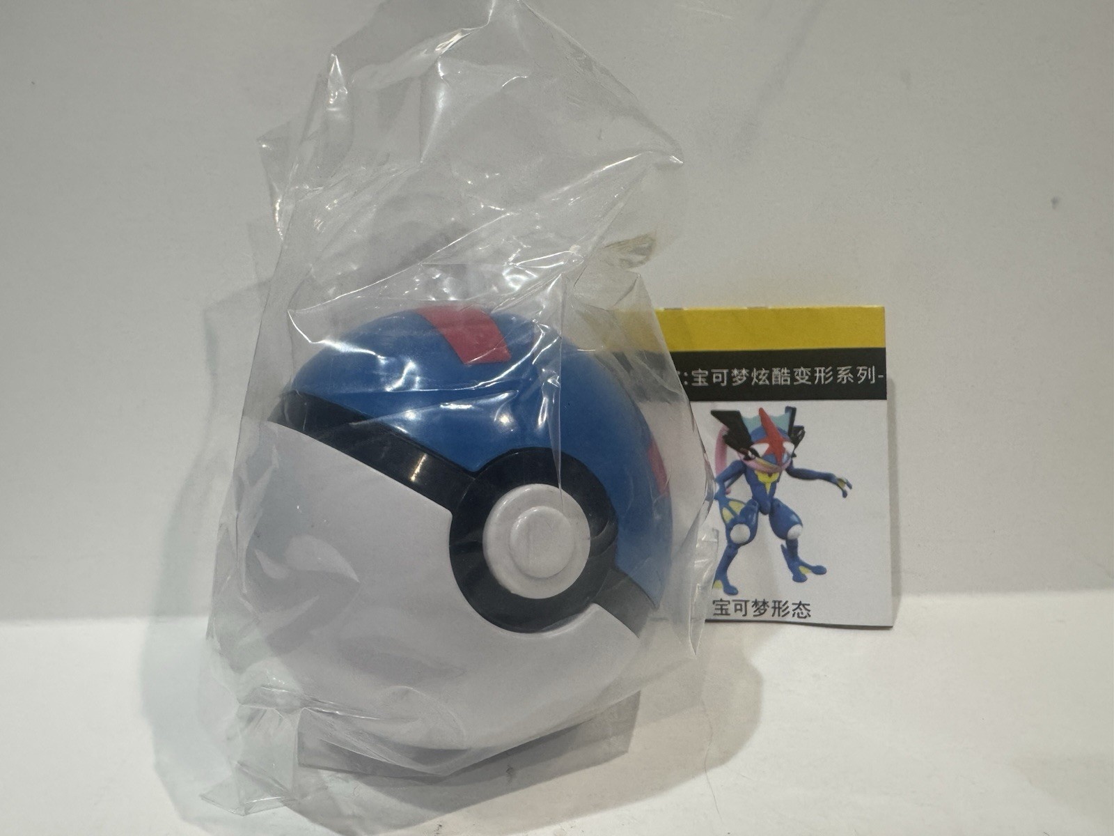 Pokemon Action Poke Ball Transforming Ash Greninja Kid Toy Figure Pocket Monster