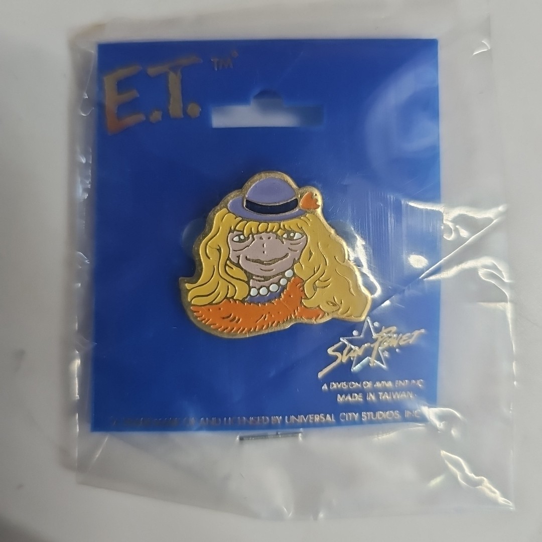 Vintage 1982 Universal Studios E.T. 6 Pin Lot Extra Terrestrial Jewelry Sealed