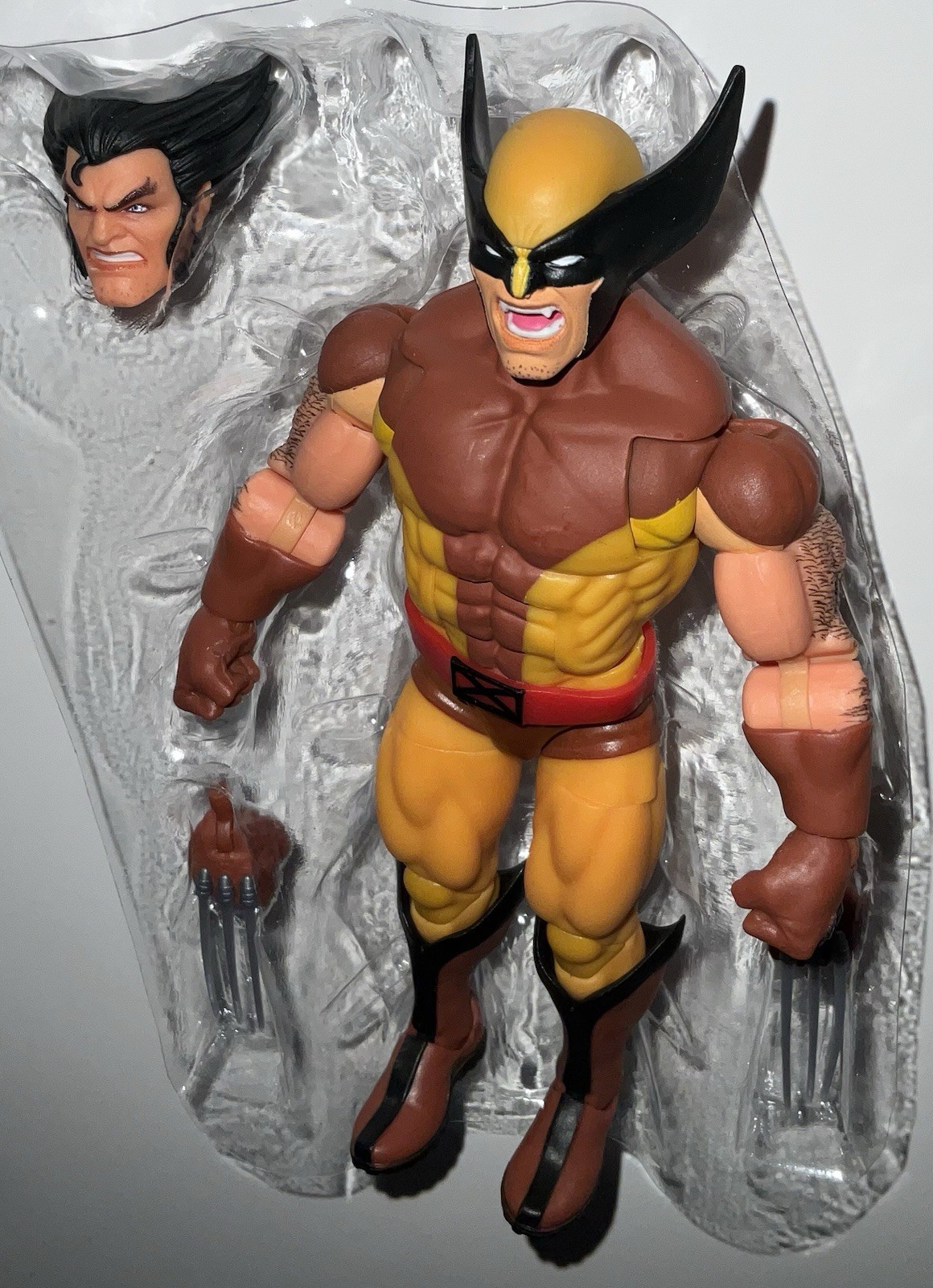 Marvel Legends WOLVERINE 6&Prime; Figure XMEN &rsquo;97 Animated Pulse Brown Suit