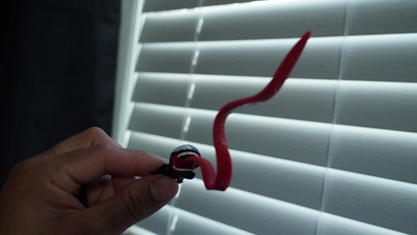 Venom USB Cable Wire Data Line Holder Car Motorcycle Cable Car Toy Decorative