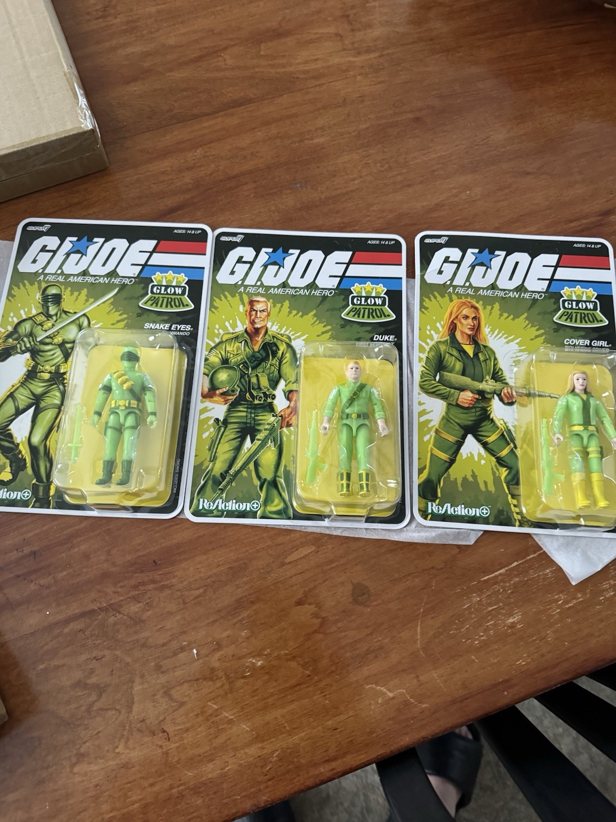 SUPER 7 ReACTION+ GI JOE GLOW PATROL SET JoeFest 2026 EXCLUSIVE 6 Figures