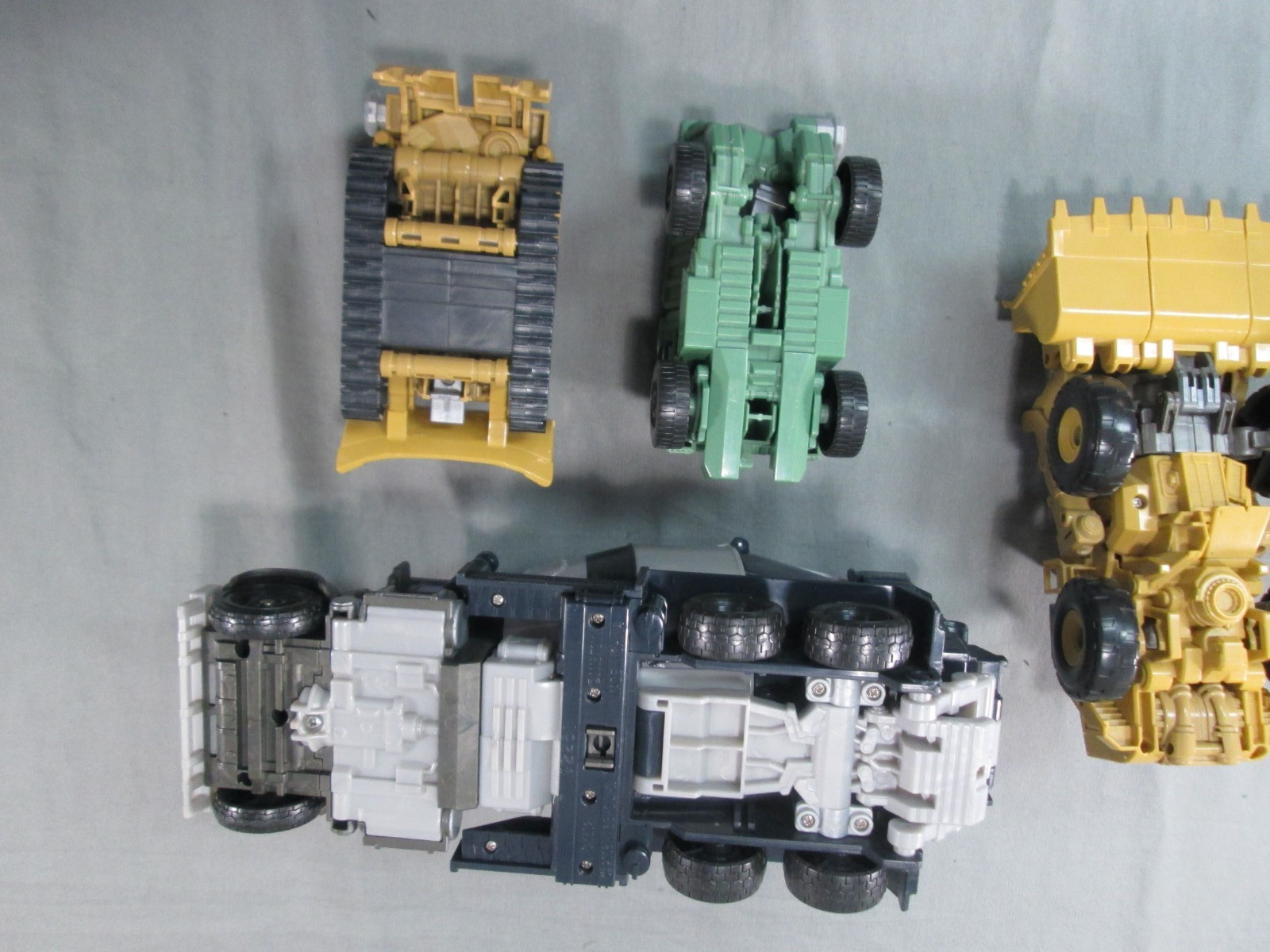 Transformers DEVASTATOR Complete set Revenge of the Fallen 2009 Gift Set