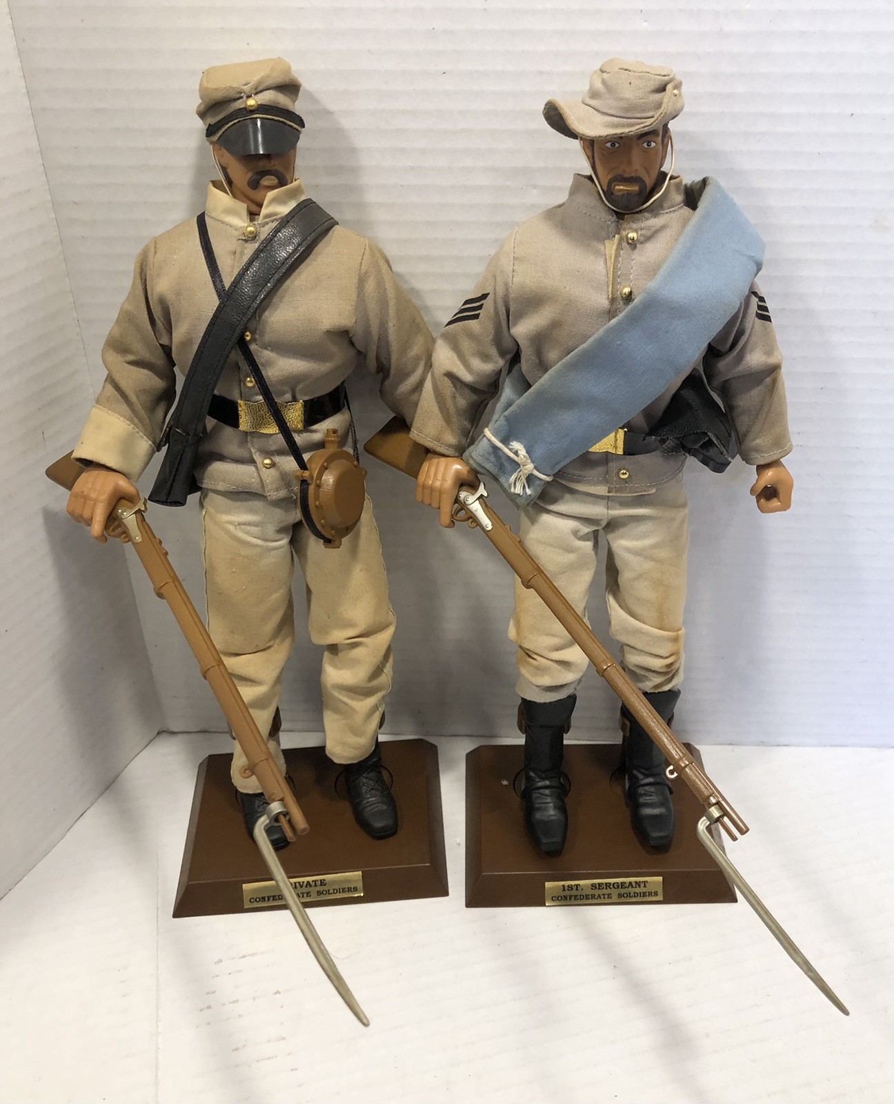 Soldiers of the World , Formative CIVIL WAR CONFEDERATE 1st Sergeant & Private