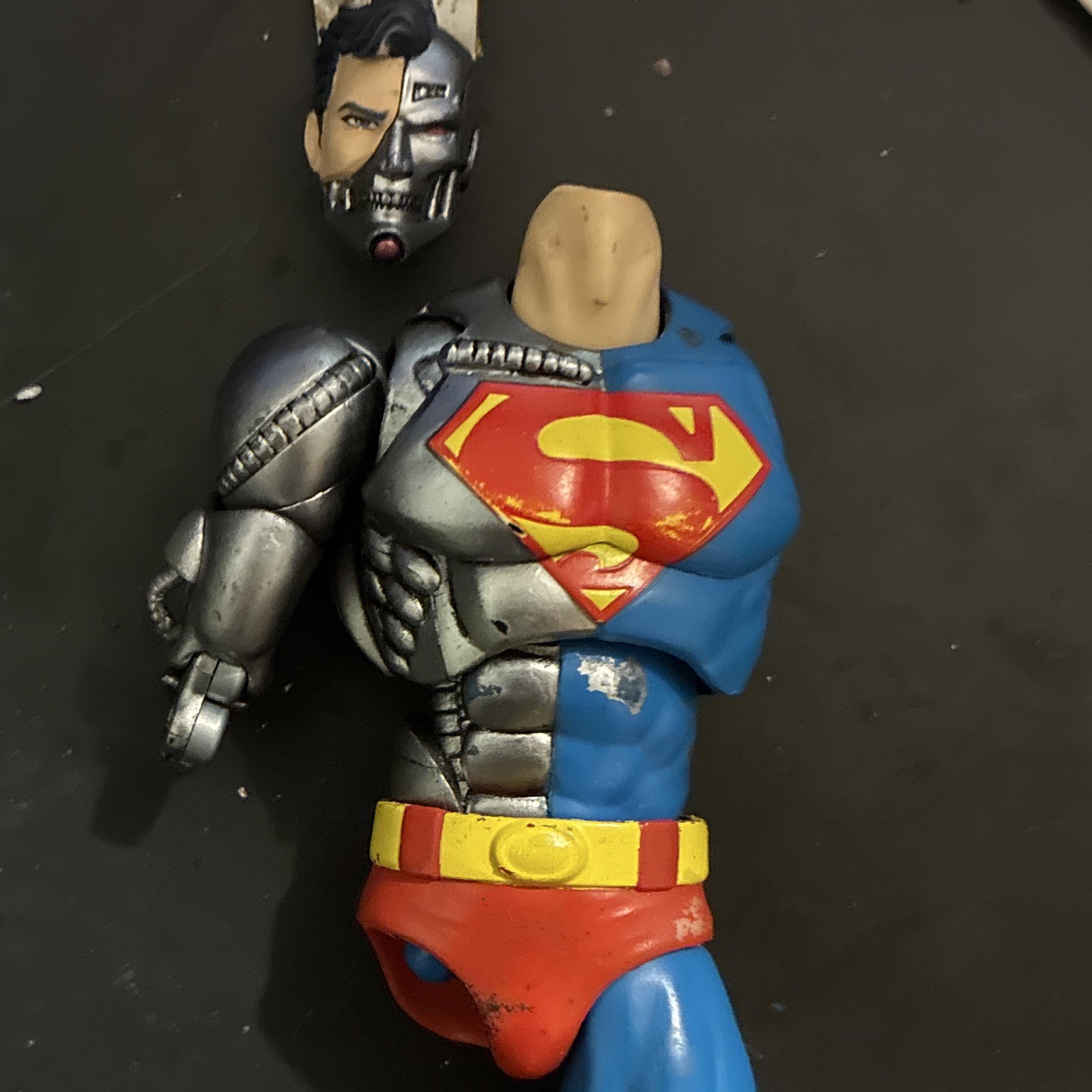 MAFEX No.164 Cyborg Superman FOR PARTS / DAMAGED / INCOMPLETE MISSING HEAD JOINT