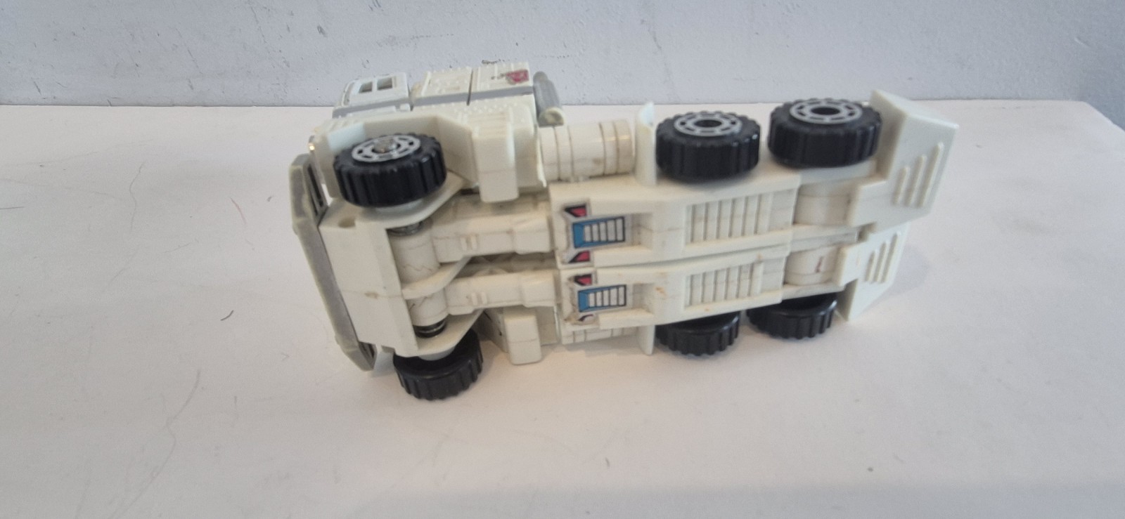 Transformers G1 Ultra Magnus White Optimus Prime Cab Robot Only