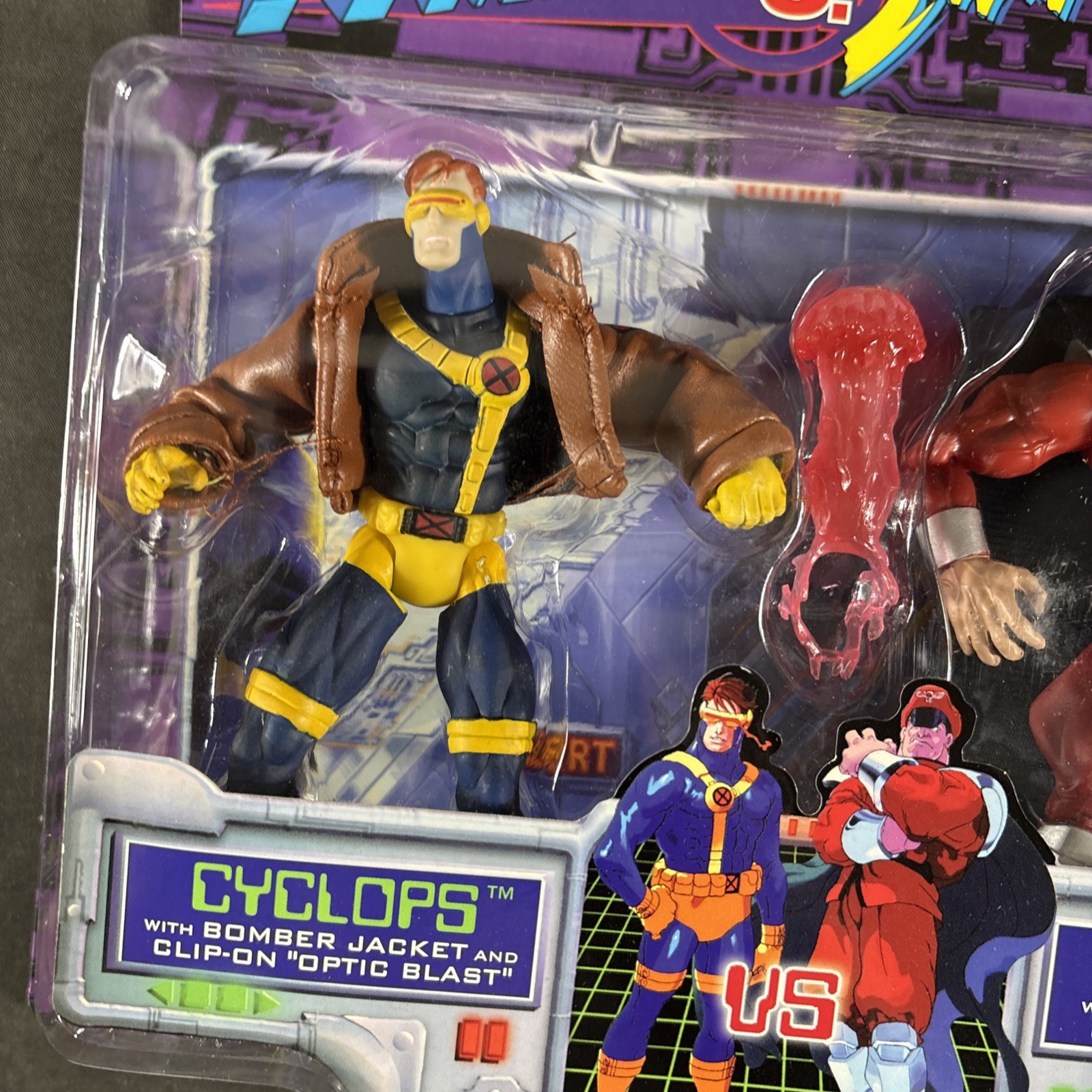 CYCLOPS VS M. BISON ACTION FIGURE STREET FIGHTER VS X-MEN MARVEL CAPCOM TOY BIZ