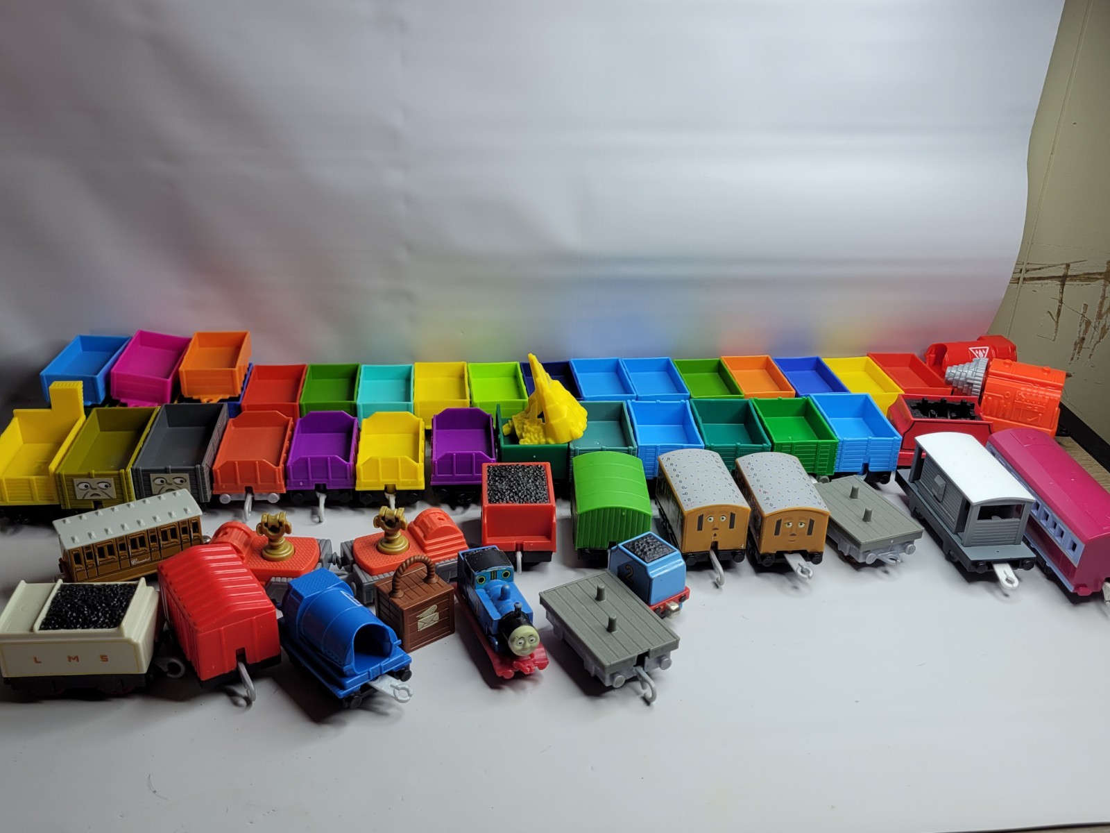 Huge Lot Of Thomas And Friends Cars And Accessories