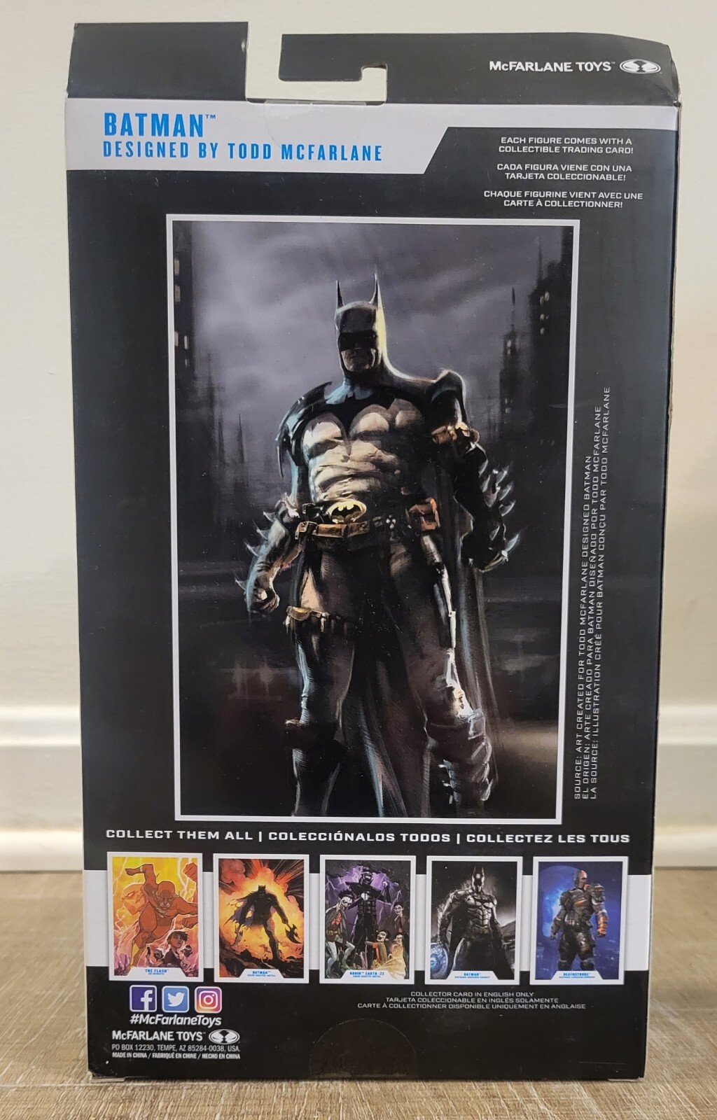 BATMAN ACTION FIGURE TODD MCFARLANE GOLD LABEL COLLECTION NEW CHASE MINOR DAMAGE