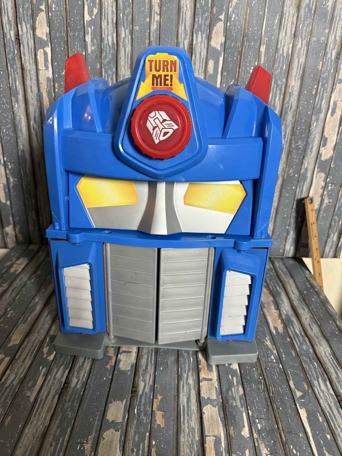 2010 Transformers Rescue Bots Optimus Prime Fire Station w/Lights & Sounds Works