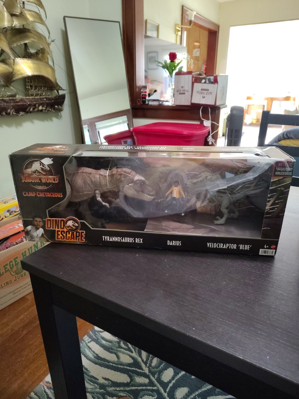 Jurassic Park World T-Rex Darius Blue Raptor Camp Cretaceous Playset New