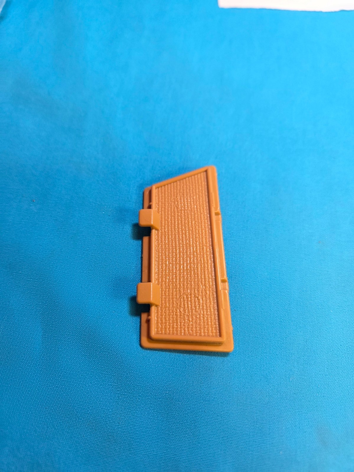 1985 Mauler Right side storage bin cover – Vintage GI Joe Part
