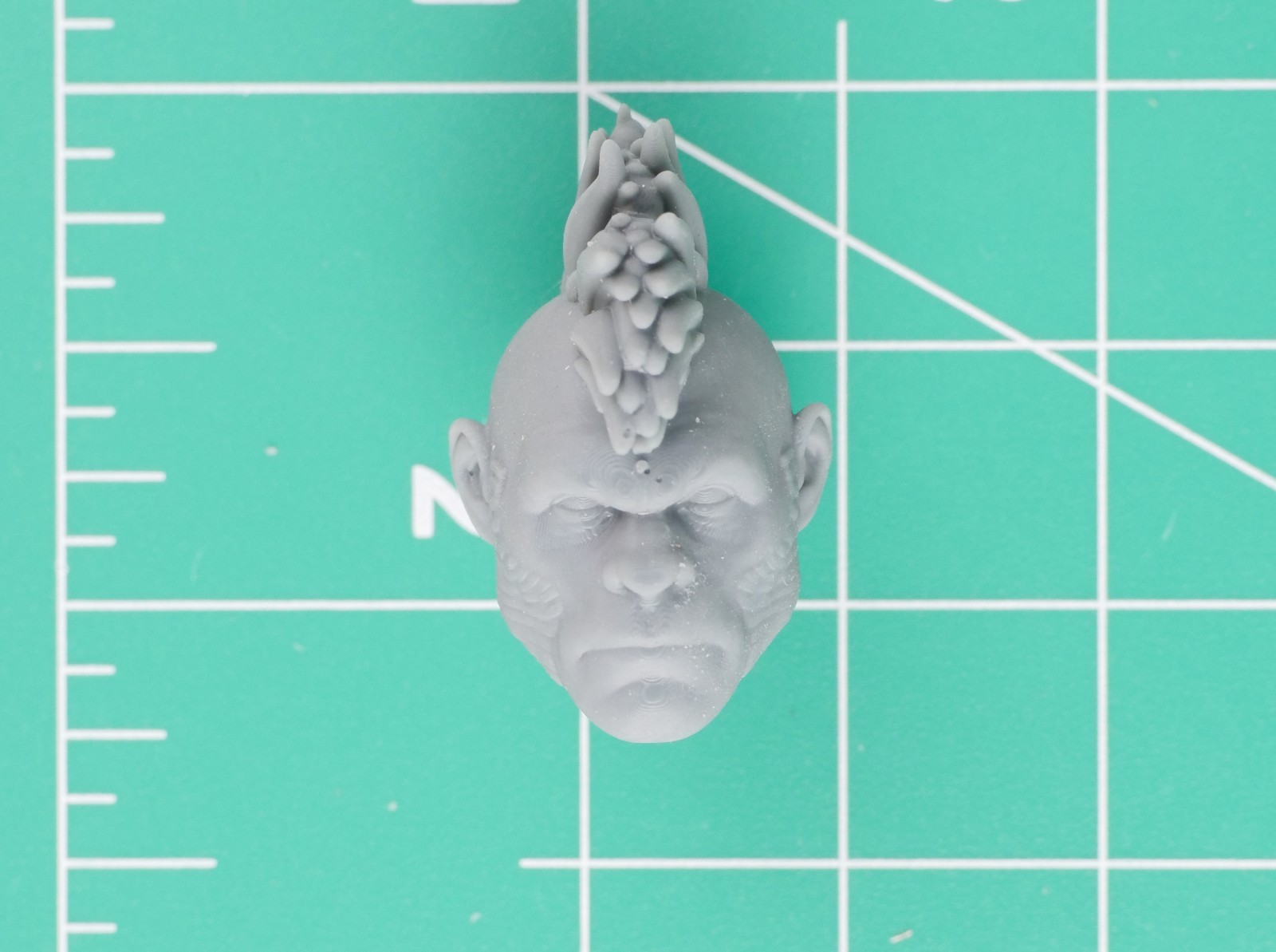 Futuristic Sci-Fi Cyberpunk Ape Head A 6&Prime; (1:12) Custom 3D Resin Print