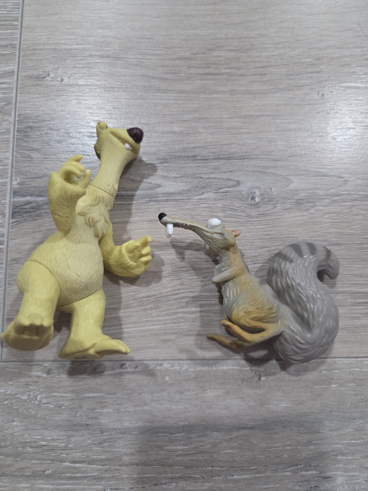 Ice Age Scrat 2.5” And Sid Figures Australia 2009 2012