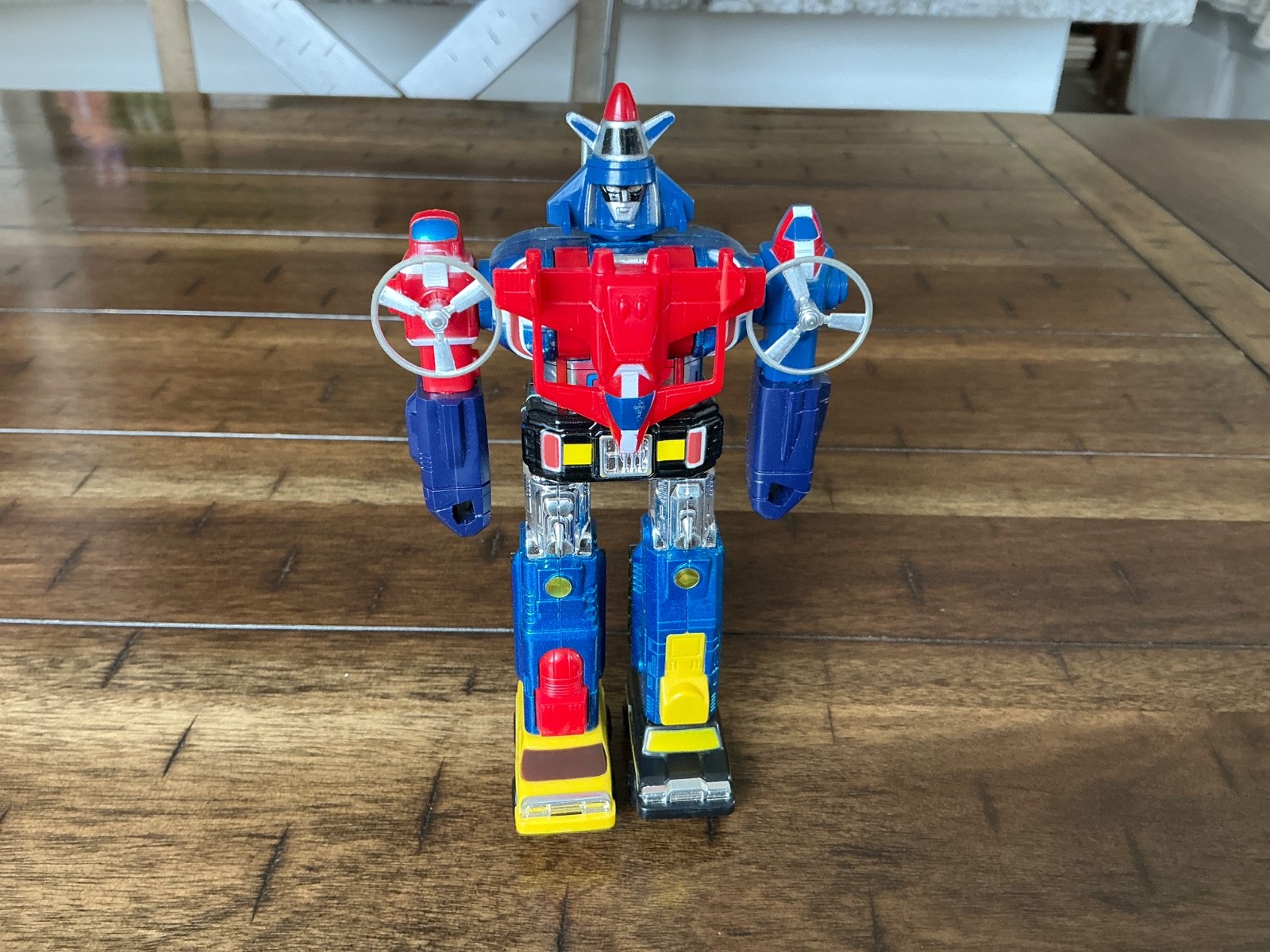 Voltron Miniature Vehicle Team Matchbox Die-Cast Plastic 1985 Defender Universe
